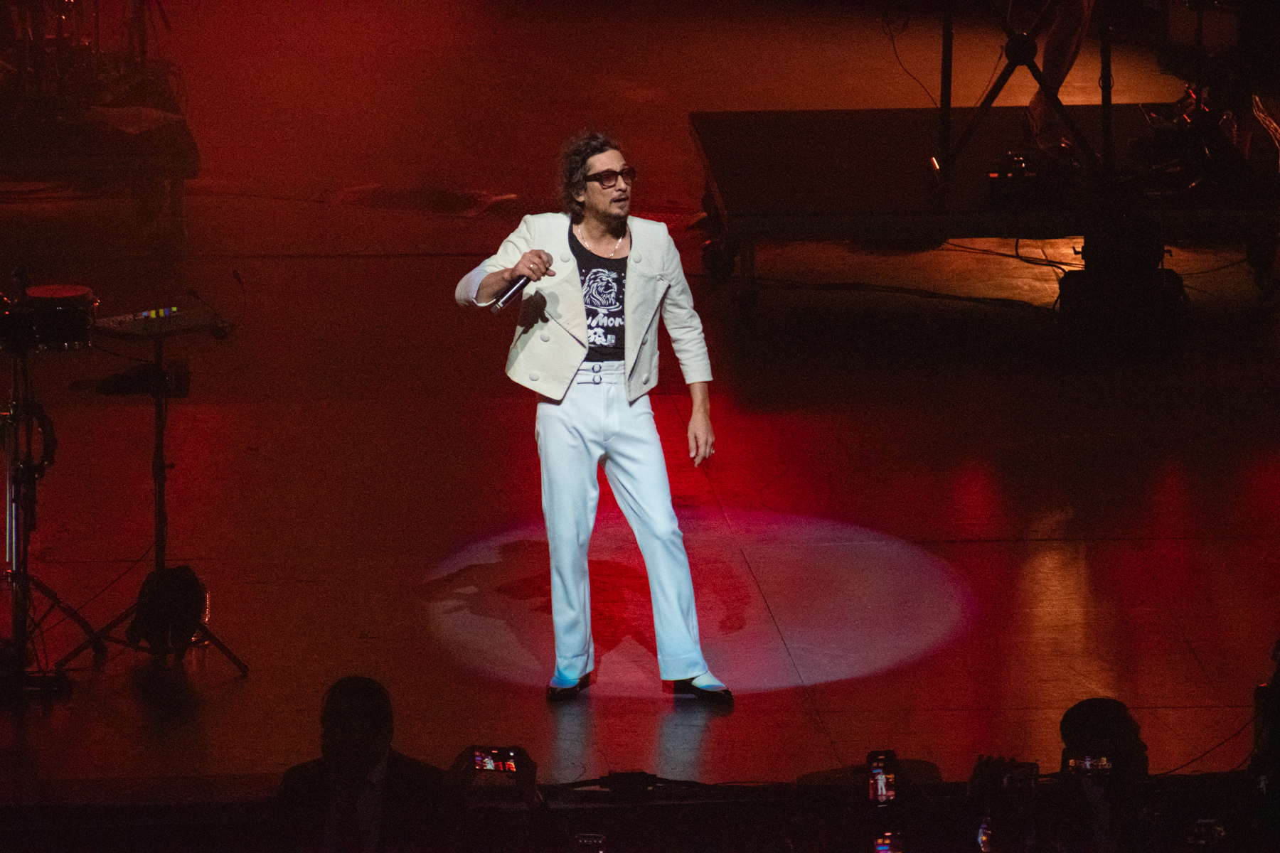 leon larregui